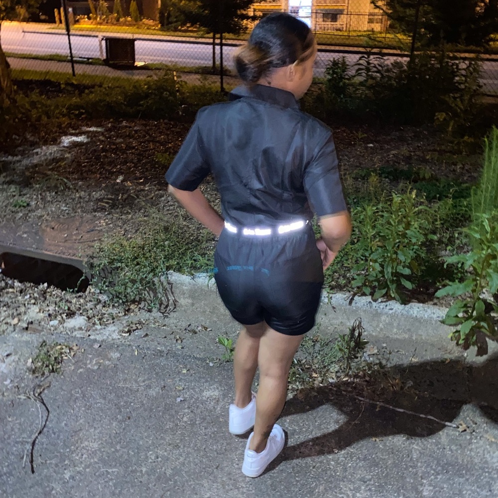 New reflective designer outfit, only worn once. It’s a size medium.
